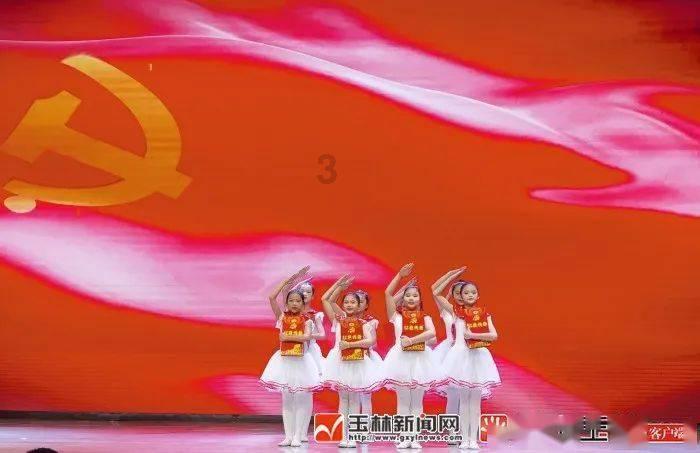 内蒙古鄂尔多斯:银发人才“银耀暖城”